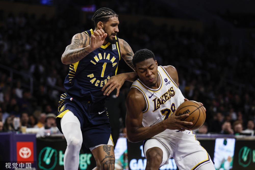 的亮眼表现 的亮眼表现